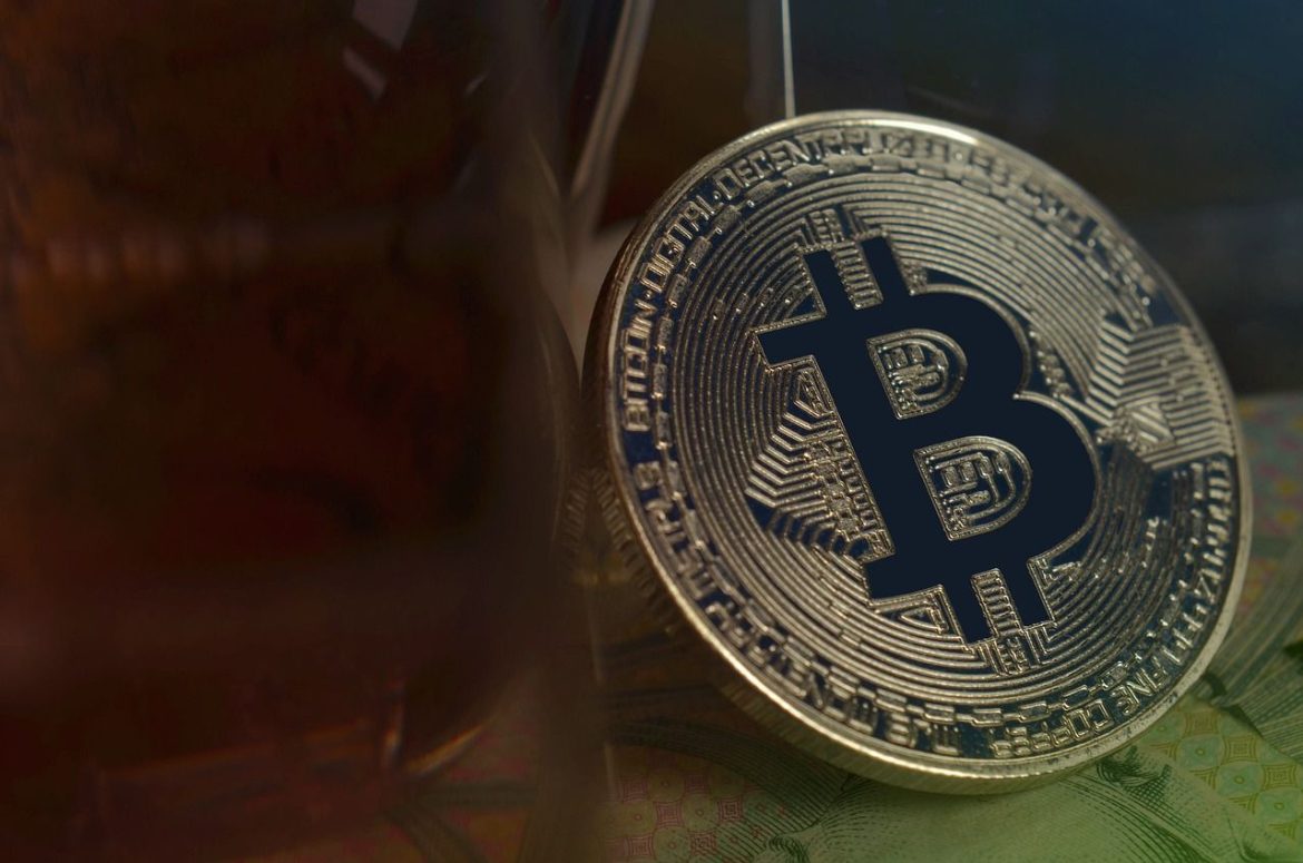 The Fidelity Wise Origin Bitcoin Fund (FBTC), iShares Bitcoin Trust (IBIT), and ARK 21Shares Bitcoin ETF will be in the spotlight this week as Bitcoin price either breaks out or breaks down. These funds have remained in a tight range in the past few months as BTC has moved sideways. So, is it safe to buy or sell these spot Bitcoin ETFs?Bitcoin price technical analysisThe IBIT, ARKB, and FBTC funds track the price of Bitcoin, meaning that their price action will depend on what the coin does. Turning to the daily chart, we see that Bitcoin has been in a tight range since November last year when it jumped to $108,277. It has formed a double-top pattern at that level whose neckline is at $89,200. A double-top is one of the most bearish patterns in technical analysis since it signals that bulls are afraid of placing bets above that price.Bitcoin has moved below the 50-day moving average, which stands at $97,620, while the MACD and the Relative Strength Index (RSI) have moved sideways. The RSI has remained slightly below the neutral level of 50, while the MACD is below the zero line. Most importantly, Bitcoin has formed a symmetrical triangle pattern whose two lines are about to get to their confluence level. Therefore, the coin will likely have a big move this week that will impact the top ETFs like the FBTC, IBIT, and the ARKB. A bearish breakdown will point to more downside, potentially to $89,200, while a strong rebound will push it to $108,277. <a href="https://www.tradingview.com/symbols/BTCUSD/?exchange=COINBASE">BTC</a> price chart | Source: TradingViewPotential catalysts for IBIT, FBTC, and ARKB ETFsThe main catalyst for the IBIT, FBTC, and ARKB ETFs will be news on tariffs as the month ends. Donald Trump has said that he will implement fresh tariffs on iron and aluminium imports on March 1. He will add a 25% levy on these crucial items, a move that will lead to higher inflation because many things are made using these metals.Trump has also pledged fresh 25% tariffs on imports for Mexican and Canadian goods unless the two countries agree to some major changes on immigration. There are chances that he will delay these tariffs since immigration at the Mexican border has gone down significantly in his first few weeks of his term. Trump is also thinking about <a href="https://invezz.com/news/2025/02/13/trumps-reciprocal-tariffs-may-target-the-eu-japan-and-india-heres-what-we-know/">reciprocal tariffs</a><strong>, </strong>a move that will match tariffs by countries. Such a move may see higher tariffs on some countries and lower ones on others. Tariffs have an impact on Bitcoin and other crypto prices as they lead to market volatility and high inflation. The other potential catalyst for Bitcoin price will be the upcoming <a href="https://invezz.com/news/2025/02/22/top-sp-500-stocks-to-watch-wmt-nvda-crm-dell/">NVIDIA earnings</a>, which will affect the stock and crypto market. Odds are that NVIDIA’s results will be higher than expected as chip demand continues. However, a weak guidance may lead to a stock crash, which willl also affect the price of Bitcoin.Bitcoin price will also react to the latest <a href="https://invezz.com/news/2025/02/21/cryptos-largest-hack-bybit-breach-sees-1-4b-in-eth-related-tokens-stolen/">Bybit hack</a> and its implications to the market. Lazarus Group, a North Korean hacking organization, successfully hacked Bybit and made away with over $1.4 billion worth of Ethereum coins. It is unclear whether the hack and its fallout will have a major implication on Bitcoin prices. Bitcoin price will react to the latest Strategic Bitcoin Reserves news from the US. There are rising odds that Trump will announce these reserves later this year, a move that may push other countries to buy the coin. For example, <a href="https://invezz.com/news/2025/02/06/czech-republic-exempts-bitcoin-and-digital-assets-from-capital-gains-tax-if-held-for-over-three-years/">Czech Republic</a><strong> </strong>has said that it wants to spend billions of euros buying Bitcoin in the near term. The post <a href="https://invezz.com/news/2025/02/24/fbtc-ibit-and-arkb-etfs-analysis-as-bitcoin-nears-key-price/">FBTC, IBIT, and ARKB ETFs analysis as Bitcoin nears key price</a> appeared first on <a href="https://invezz.com/">Invezz</a>