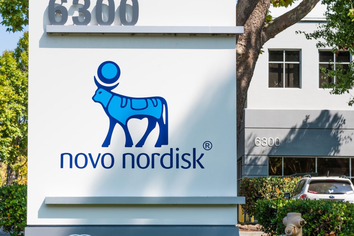 Novo Nordisk shares declined on Monday after the company reported that its next-generation weight-loss drug, CagriSema, helped obese or overweight adult patients with type 2 diabetes reduce their weight by 15.7% after 68 weeks. The stock dropped around 6.5% in Copenhagen, marking its biggest intraday decline since December 20.Novo’s stock has declined 37% over the past year, with concerns about its long-term competitiveness in the weight-loss market. Meanwhile, shares of rival Eli Lilly, which produces the competing drug Zepbound, rose 1.2% following the news.The CagriSema trialThe trial involving 1,206 participants with obesity or overweight and type 2 diabetes showed that 89.7% of patients on CagriSema achieved at least 5% weight loss after 68 weeks, compared to 30.3% in the placebo group. Novo Nordisk noted that in the latest trial, patients could select their dosage, and fewer than two-thirds opted for the highest dose after 68 weeks. A previous CagriSema obesity study, which disappointed investors last year, also saw a similar trend.Under the trial’s flexible protocol, 61.9% of patients reached the highest dose by the end.CagriSema, a combination of cagrilintide and semaglutide, resulted in a 15.7% weight loss among those who adhered to treatment, compared to 3.1% with placebo. Across all participants, weight loss averaged 13.7% for CagriSema and 3.4% for placebo.The safety profile was consistent with the GLP-1 receptor agonist class, with gastrointestinal issues being the most common adverse events, generally mild to moderate and diminishing over time.The results fell short of the company’s earlier forecast of 25% weight loss for CagriSema patients. In a separate late-stage trial published in December, the drug showed a weight reduction of 22.7%. Novo Nordisk is developing CagriSema as a treatment for adults who are overweight or obese and for those with type 2 diabetes. The company expects to file for regulatory approval in the first quarter of 2026.The weight loss drug raceNovo Nordisk is relying on its new shot, CagriSema, to compete with Eli Lilly’s Zepbound in the growing weight-loss drug market. Michael Shah, an analyst with Bloomberg Intelligence, noted that the latest results appeared “broadly on par” with Zepbound, raising concerns about whether CagriSema offers enough differentiation.Shah added that the trial design, which allowed patients to choose their own highest dose, may have understated the shot’s potential effectiveness.Novo said it aims to seek regulatory approval for CagriSema in the first quarter of next year.Jefferies analysts noted that individuals with diabetes typically lose 30% to 35% less weight than those with only obesity in clinical trials. They had hoped that CagriSema’s added compound—alongside Novo’s existing drugs Ozempic and Wegovy—might reduce this gap in absolute weight loss.The post <a href="https://invezz.com/news/2025/03/10/novo-nordisk-shares-slide-6-after-weight-loss-drug-trial-disappoints/">Novo Nordisk shares slide 6% after weight loss drug trial disappoints</a> appeared first on <a href="https://invezz.com/">Invezz</a>