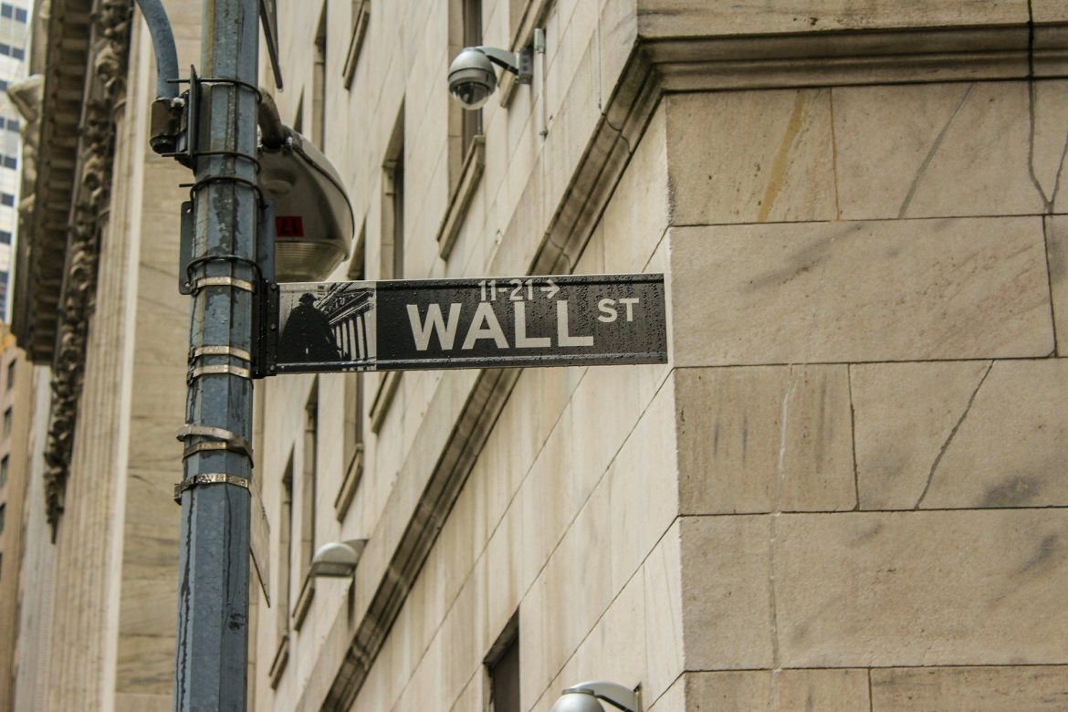 The S&P 500 and Dow Jones Industrial Average closed lower on Tuesday as trade tensions intensified following US President Donald Trump’s implementation of new tariffs on Canada, Mexico, and China.Trump’s 25% tariffs on imports from Mexico and Canada, along with a doubling of duties on Chinese goods,<a href="https://invezz.com/news/2025/02/27/trump-confirms-mexico-canada-tariffs-start-march-4-china-to-face-extra-10/"> took effect at midnight</a>. In response, <a href="https://invezz.com/news/2025/03/04/how-canada-mexico-and-china-are-responding-to-trumps-tariffs/">China and Canada imposed retaliatory tariffs</a>, while Mexican President Claudia Sheinbaum vowed to follow suit, though she did not provide specifics.The Dow tumbled for a second straight day, reflecting investor concerns over potential economic fallout. The blue-chip index dropped 670.25 points (1.6%), extending Monday’s nearly 650-point decline. The S&P 500 lost 1.2%, following its worst session of the year, while the Nasdaq Composite fell 0.3%.Tuesday’s declines pushed the S&P 500 into negative territory for 2025, while the Dow is now nearly flat for the year. At their intraday lows, the Dow had fallen more than 840 points, the S&P 500 was down 2%, and the Nasdaq had also shed over 2%, briefly flirting with correction territory—defined as a 10% drop from a recent high. However, some investors sought opportunities in stocks that have faced heavy selling this year, including Nvidia.Autos, retail, and consumer goods under pressureThe tariffs weighed on companies heavily reliant on North American imports.Automakers: shares of General Motors and Ford fell more than 4% and 2%, respectively, as concerns mounted over supply chain disruptions.
Retail and consumer goods: Chipotle (CMG), which sources about half of its avocados from Mexico, lost 2%. Target (TGT) declined 3%, with its CEO warning that produce prices could rise in the coming days due to tariffs.
Tech and small-cap stocks: The Russell 2000 index (RUT), which tracks smaller U.S.-focused companies, also declined, reflecting broader economic worries.Other notable stock movements included Best Buy (BBY.N), which slumped after issuing a downbeat forecast, while Walgreens (WBA.O) jumped on reports that Sycamore Partners is nearing a take-private deal for the pharmacy chain.Elon Musk’s Tesla experienced a 4% slide due to a <a href="https://invezz.com/news/2025/03/04/why-tesla-stock-is-down-around-4-today/">decline in sales figures from China</a>. The markets in turmoilMarket participants had hoped for a last-minute resolution to prevent full tariff implementation, but losses accelerated on Monday after Trump confirmed the levies would proceed as planned.Soft economic data released in recent weeks has added to investor worries, with bank and retail stocks leading Tuesday’s selloff amid fears that higher tariffs could weigh on economic growth.With the latest drop, the S&P 500 has now fallen below its Election Day closing level in November, when Trump secured his second term. Market watchers will be paying close attention to his address to Congress on Tuesday night, where he is expected to discuss the tariffs—a central component of his economic strategy.The post <a href="https://invezz.com/news/2025/03/04/sp-500-turns-negative-for-2025-as-trumps-tariffs-give-investors-jitters/">S&P 500 turns negative for 2025 as Trump’s tariffs give investors jitters</a> appeared first on <a href="https://invezz.com/">Invezz</a>